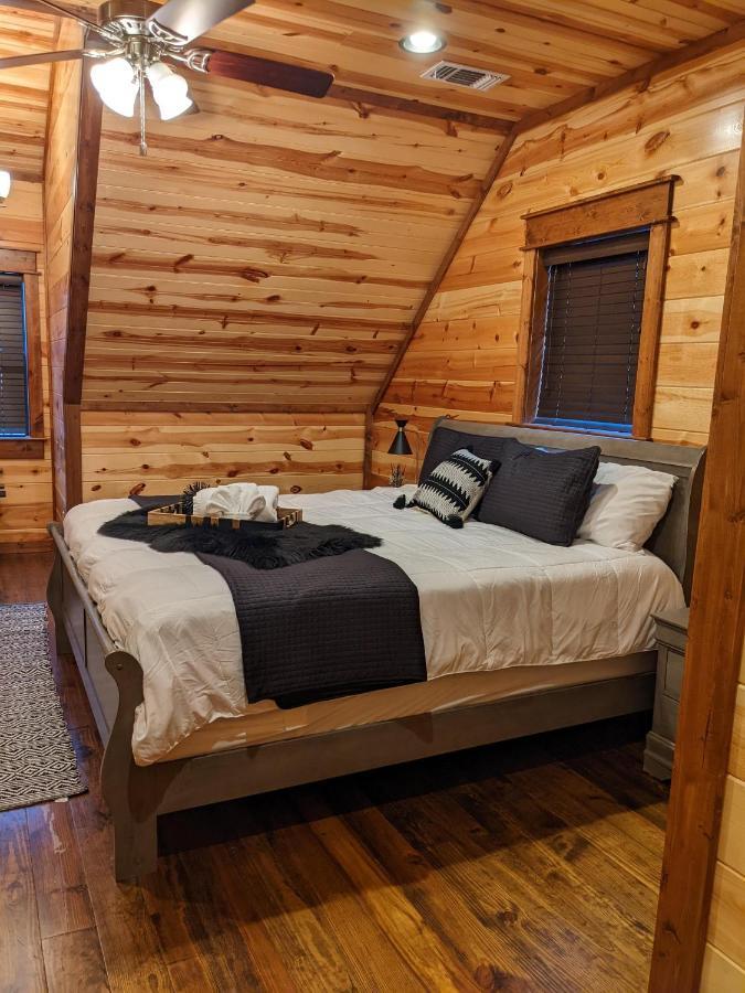 Stone Mountain Lodge 5000Sqft 6 Bed Game Room Pool Table Hot Tub Broken Bow Εξωτερικό φωτογραφία