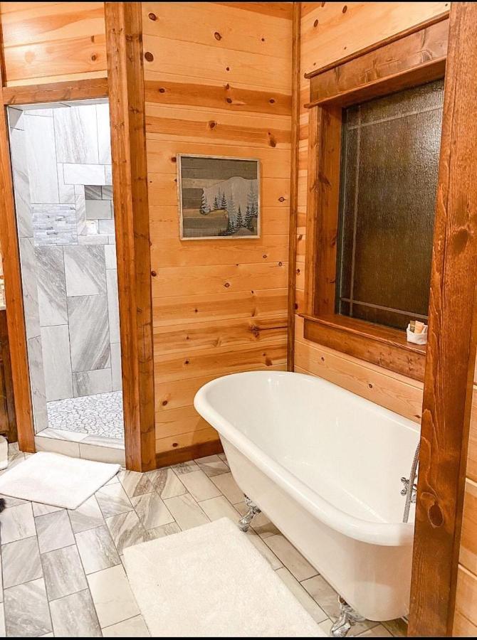 Stone Mountain Lodge 5000Sqft 6 Bed Game Room Pool Table Hot Tub Broken Bow Εξωτερικό φωτογραφία