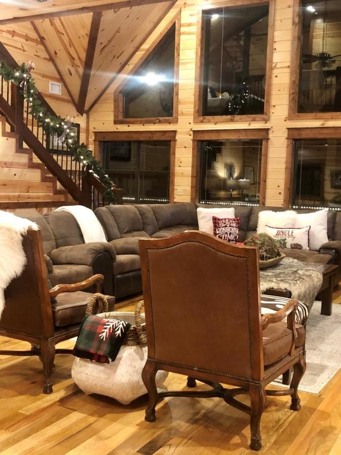 Stone Mountain Lodge 5000Sqft 6 Bed Game Room Pool Table Hot Tub Broken Bow Εξωτερικό φωτογραφία