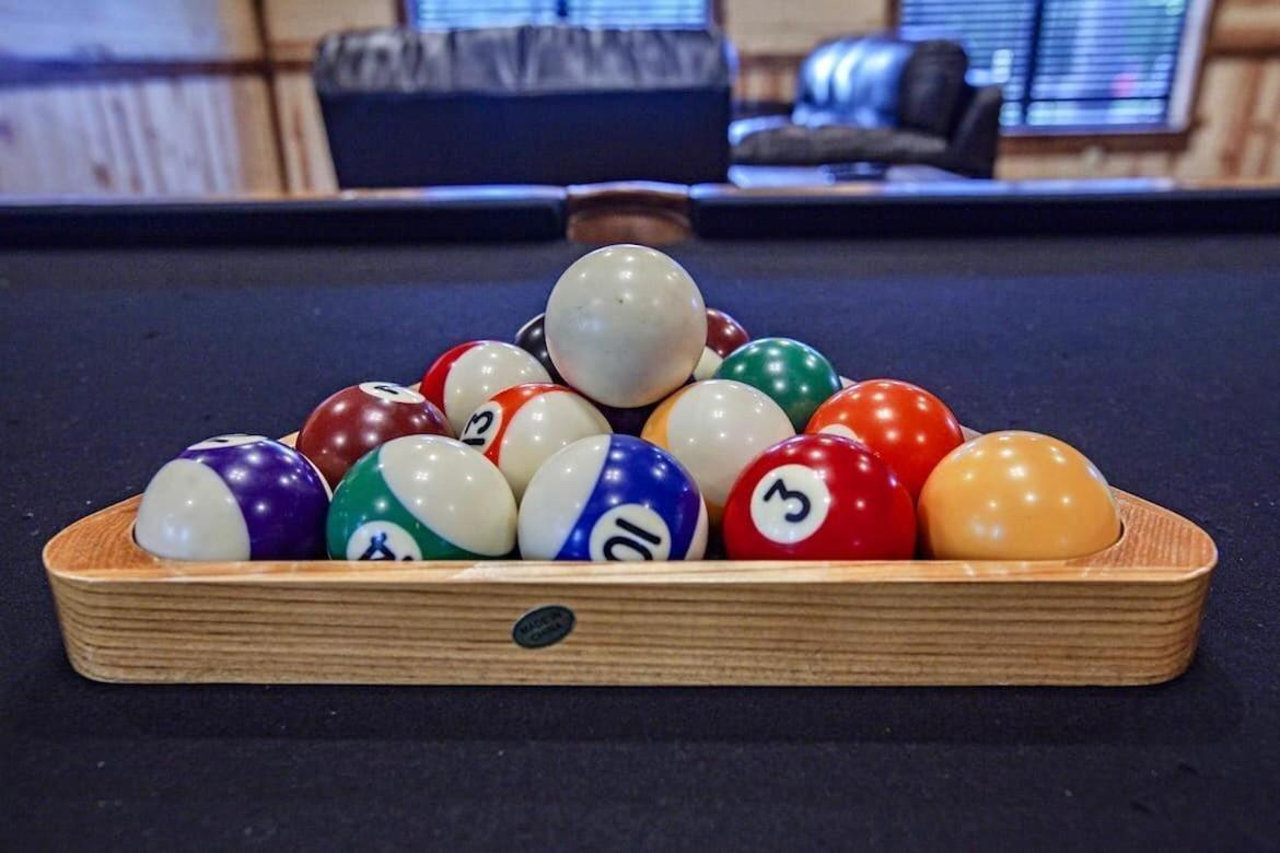 Stone Mountain Lodge 5000Sqft 6 Bed Game Room Pool Table Hot Tub Broken Bow Εξωτερικό φωτογραφία
