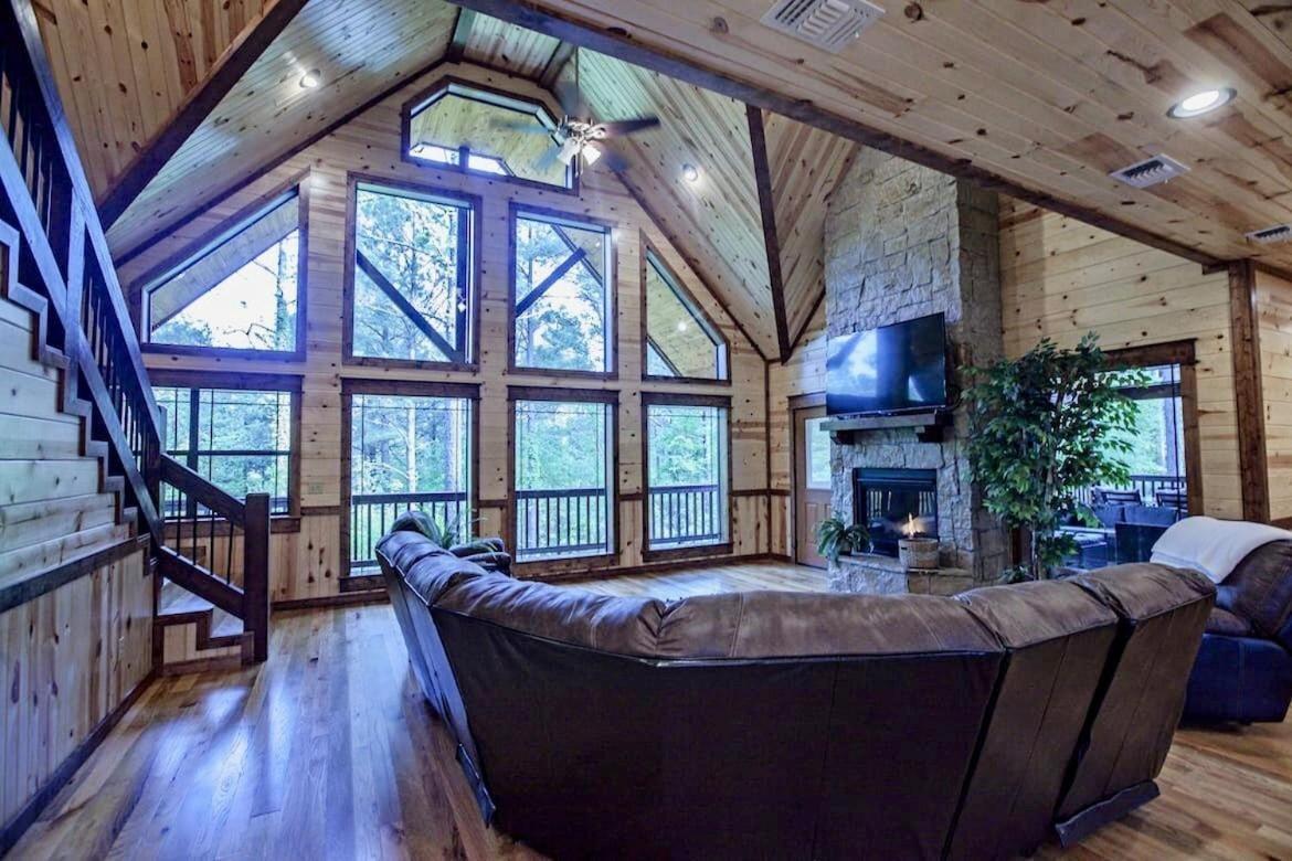 Stone Mountain Lodge 5000Sqft 6 Bed Game Room Pool Table Hot Tub Broken Bow Εξωτερικό φωτογραφία